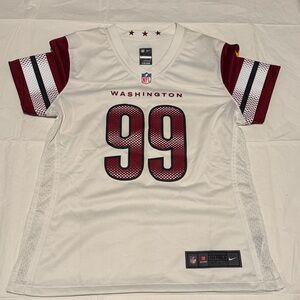Women’s Nike Washington Commanders Jersey - Chase Young #99